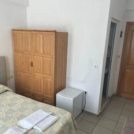 Tugay Отель 2*