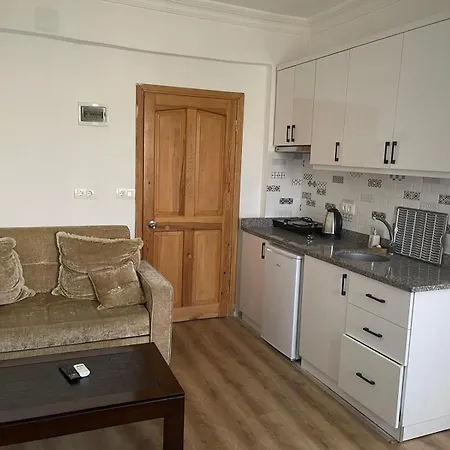 Otel Tugay 2*