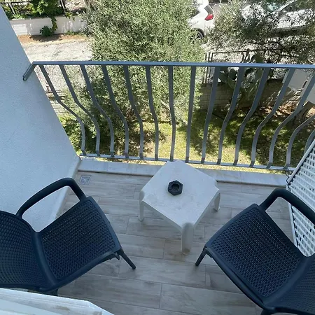Tugay Otel